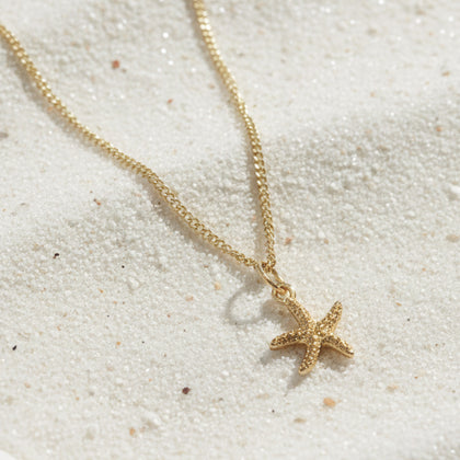 Mini Starfish Necklace Gold